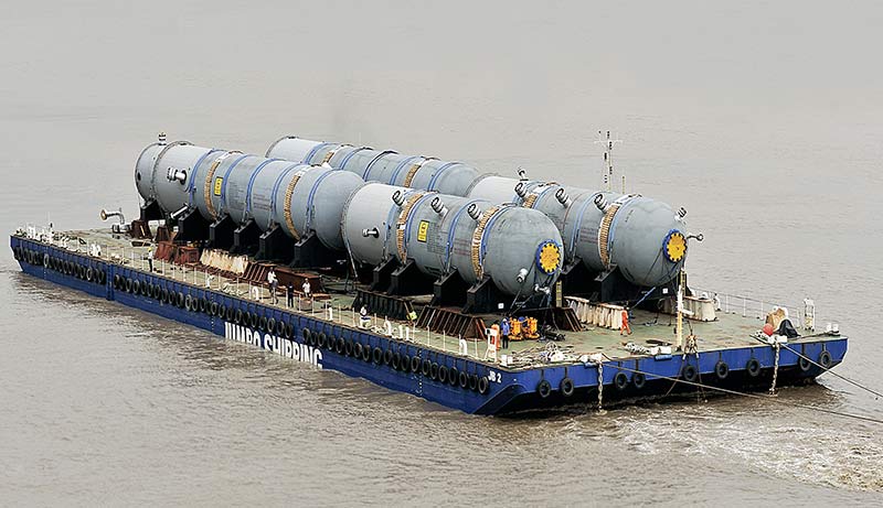 Marine transportation using barge